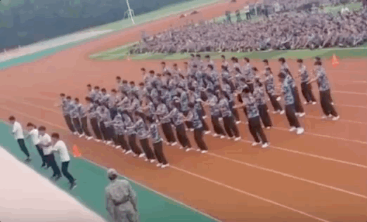 体操广播中文版学生舞蹈视频_学生广播体操中文版_学校体操广播