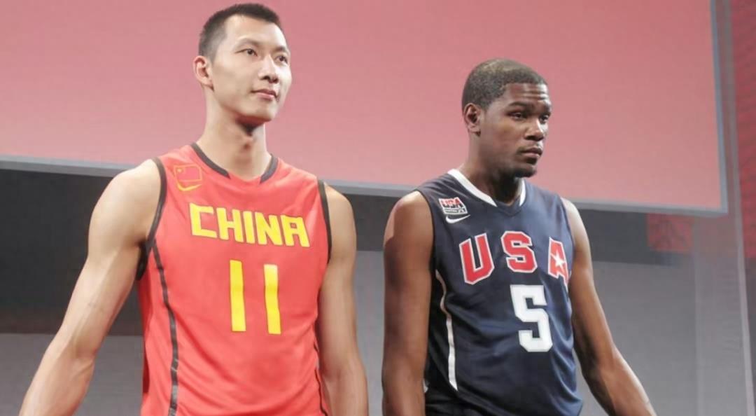 篮球规则移动内线是什么意思_篮球内线几秒违例_篮球内线移动规则是什么